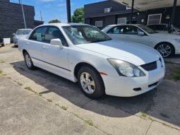 
										2004 Mitsubishi Magna full									