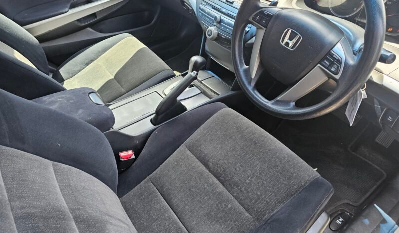
								2008 Honda Accord full									