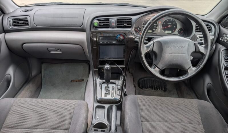 
								Subaru Outback 2001 full									