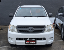 
										Hilux full									