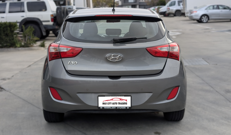 
								Hyundai i30 2016 full									