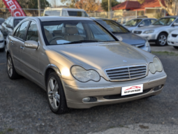 
										Mercedes BENZ  2001 full									