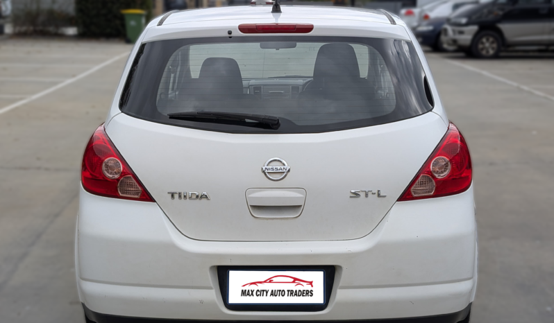 
								Nissan Tiida 2006 full									
