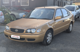 Toyota corolla L8 conquest 2000