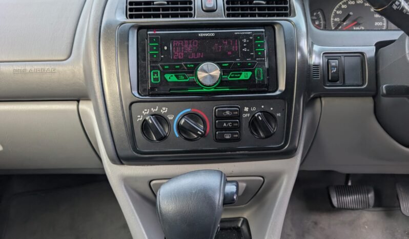 
								TOYOTA 2003 AVALON full									