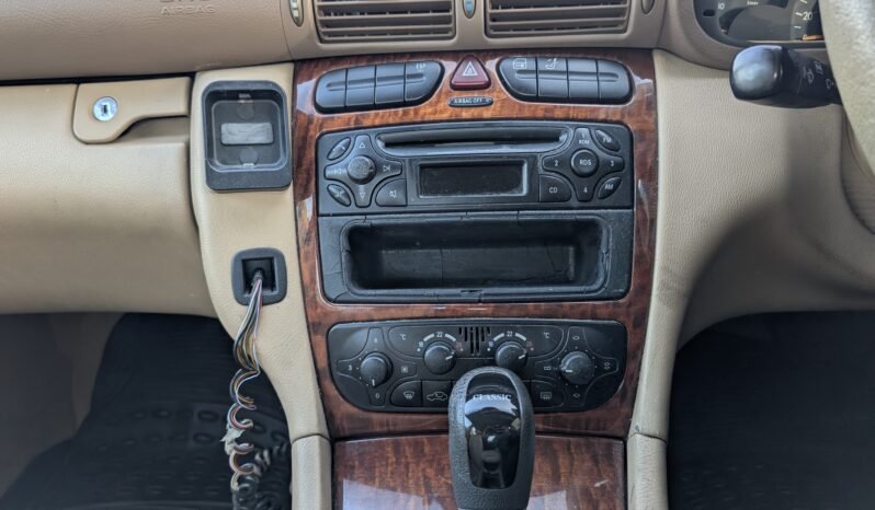 
								Mercedes BENZ  2001 full									