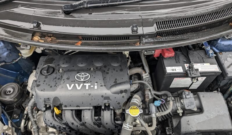 
								Toyota Yaris full									