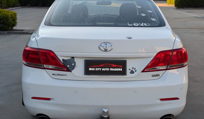 
								TOYOTA Aurion full									
