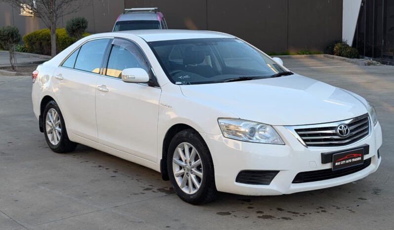 
								TOYOTA Aurion full									