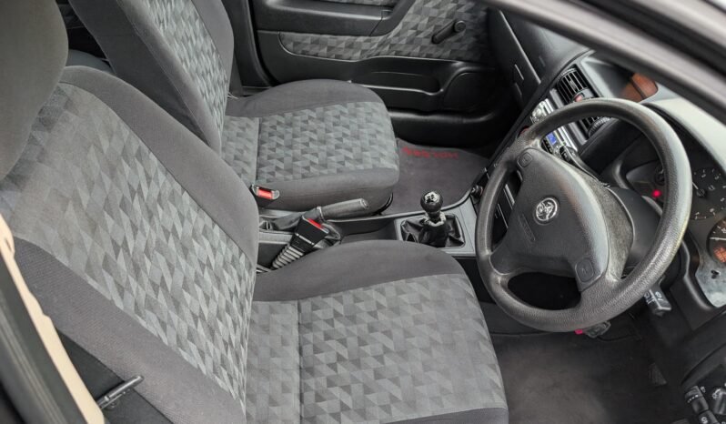 
								Holden Astra 2001 full									