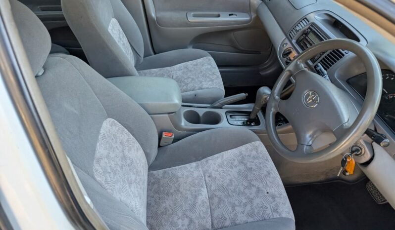 
								TOYOTA Camry full									