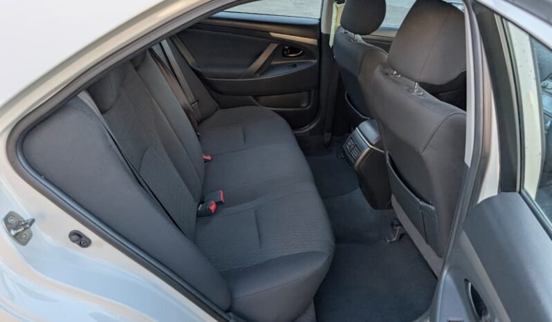 
								TOYOTA Aurion full									