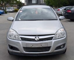 
										Holden Astra full									