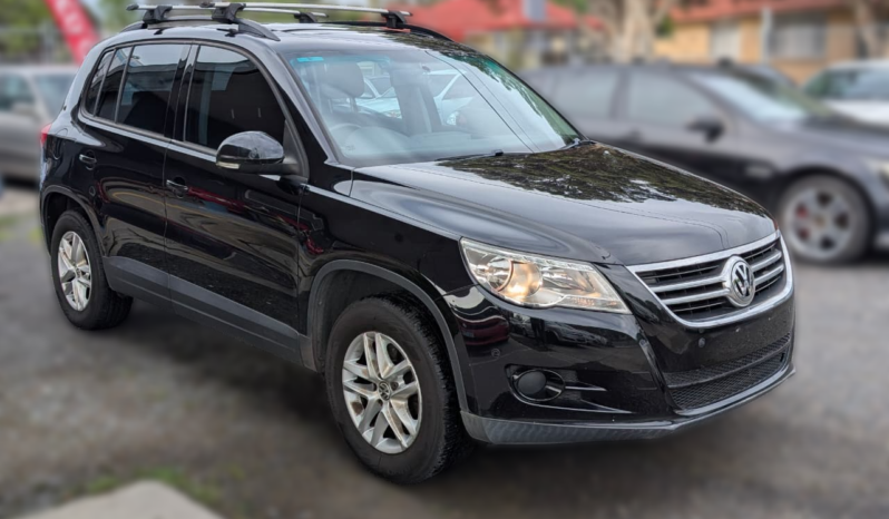 
								Volkswagen Tiguan full									
