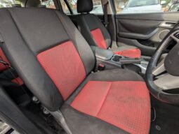 
										Commodore SV6 Wagon full									