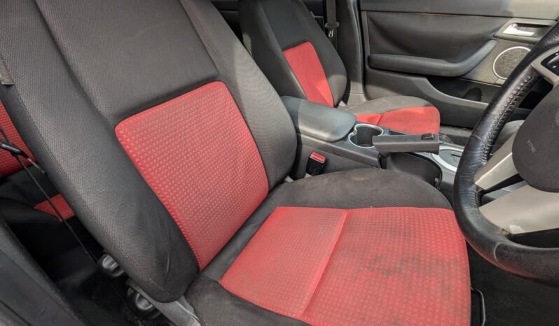 
								Commodore SV6 Wagon full									