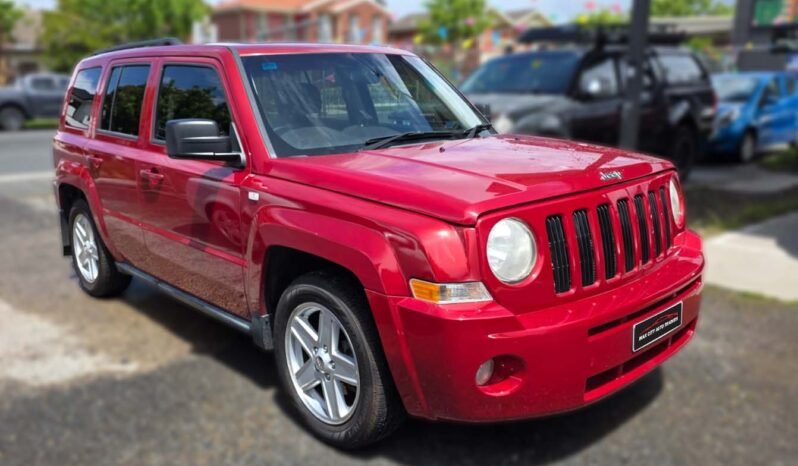 
								Jeep Patriot full									