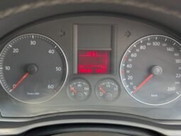 
										Volkswagen Golf full									