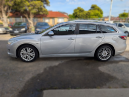 
										Mazda 6 Wagon full									