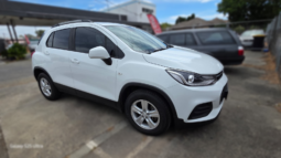 
										Holden Trax full									