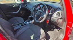 
										Opel Astra full									