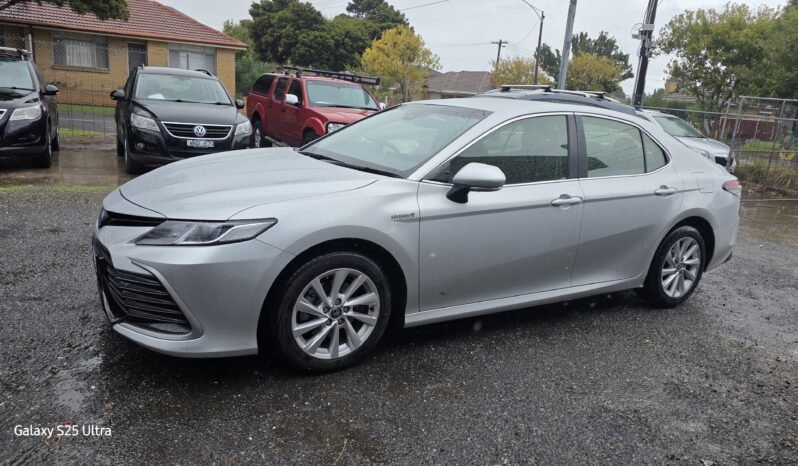 
								Toyota Camry full									
