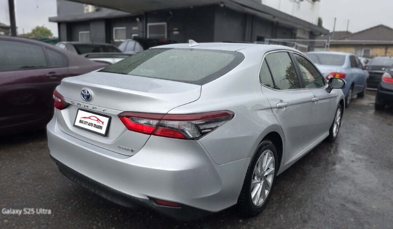 
								Toyota Camry full									