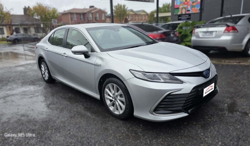 
								Toyota Camry full									