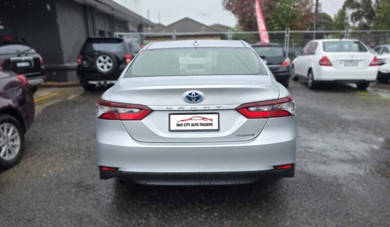 
								Toyota Camry full									
