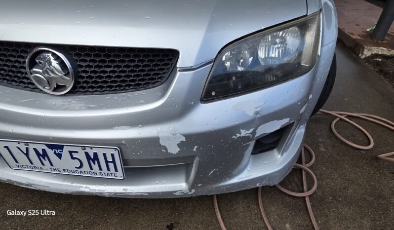 
								Holden Commodore SV6 full									