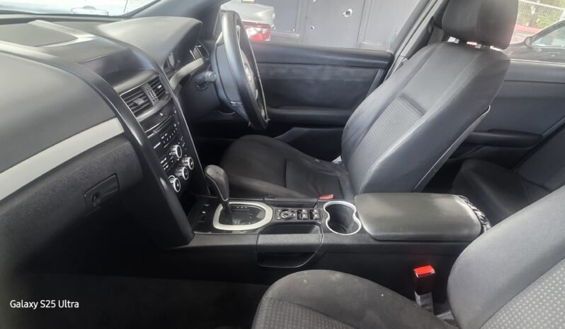 
								Holden Commodore SV6 full									
