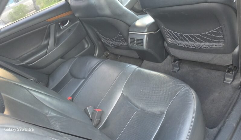 
								Toyota Aurion full									