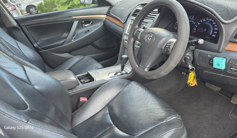 
								Toyota Aurion full									