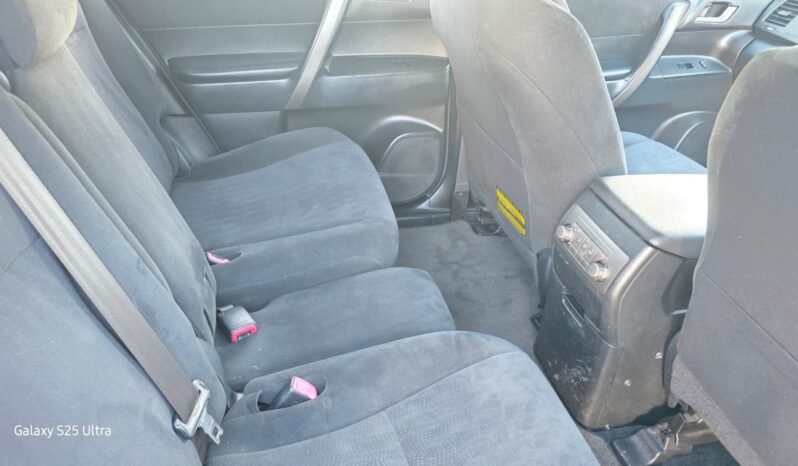 
								TOYOTA KLUGER full									