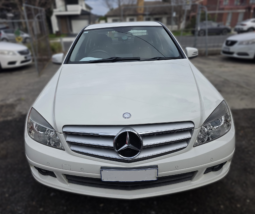 
										Mercedes-Benz C200 full									