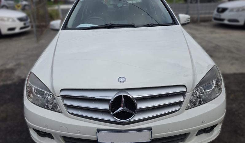 
								Mercedes-Benz C200 full									