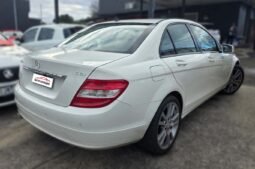 
										Mercedes-Benz C200 full									