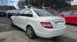 
										Mercedes-Benz C200 full									